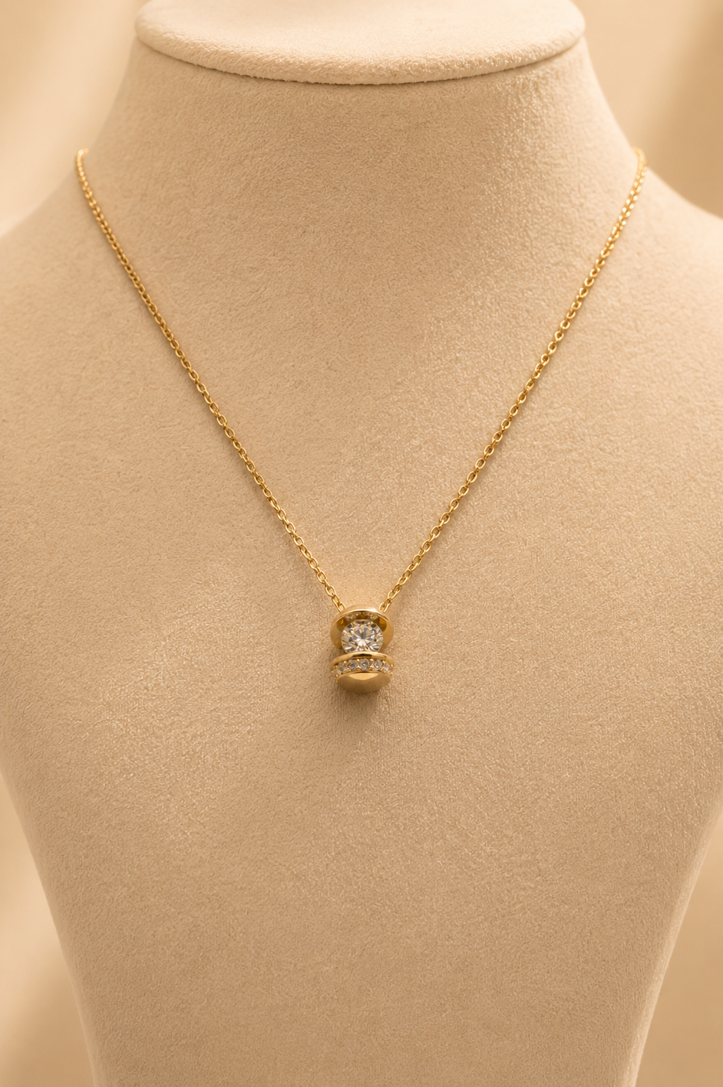 Solitaire Drum, gold drum pendant